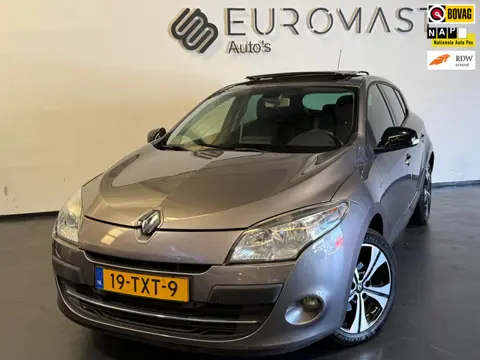 Renault Mégane 2.0 Bose Automaat Navi Airco LMV Schuifdak Nieuwe Apk