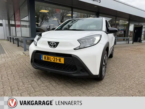 Toyota Aygo X 1.0 VVT-i MT Play, Rijklaarprijs / 12 mnd Bovag garantie
