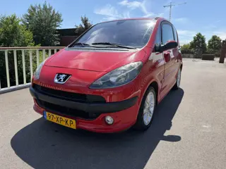 Peugeot 1007 1.6-16V Sporty (bj 2007, automaat)