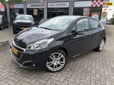 Peugeot 208 1.2 PureTech Blue Lion *LM-velgen 17" + navi + airco + pdc*