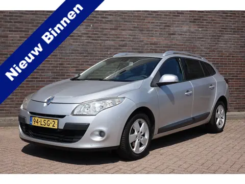 Renault Mégane Estate 1.4 TCe Dynamique, zeer nette auto met diverse opties.