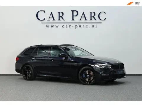 BMW 5-serie Touring 540i xDrive M-Sport LED/VIRTUAL/SFEER/PANO/LEER+S.VERWARMING+MEMORY/20" LMV/360/