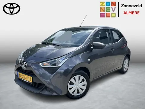 Toyota Aygo 1.0 VVT-i x-fun Parkeersensoren achter