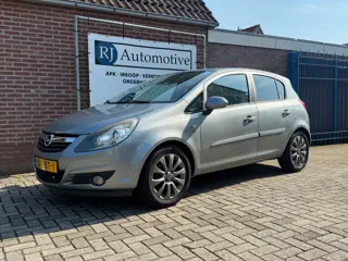Opel Corsa 1.4-16V 111 Edition AUTOMAAT/NAP/AIRCO