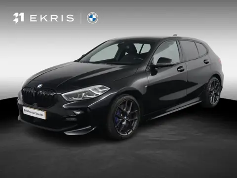 BMW 1-serie 118i | M sport | stoelverwarming | 18" lichtmetalen velgen |