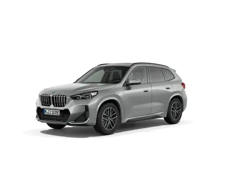 BMW X1 xDrive25e M-Sport | 18" | Camera | Panorama | Trekhaak | Stoelverwarming | Voorbereiding Driv
