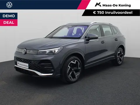 Volkswagen Tiguan 1.5eTSI/150PK DSG R-Line Edition · 360 Camera · Keyless · IQ.Light · Head-up displ
