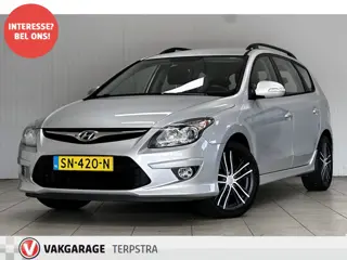 Hyundai I30 CW 1.4i i-Drive/ Stoelverw./ 17'' LMV/ Half-Leder/ Clima/ Cruise/ Elek. pakket/ Isofix/ 
