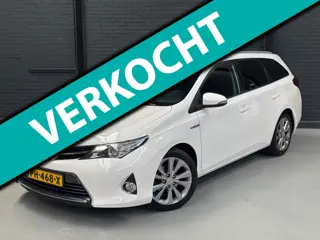 Toyota Auris Touring Sports 1.8 Hybrid Dynamic - camera- cruise control