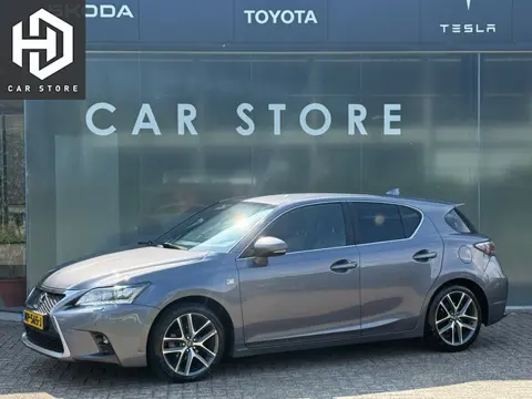 Lexus CT 200h F Sport Line Dealer Onderhouden