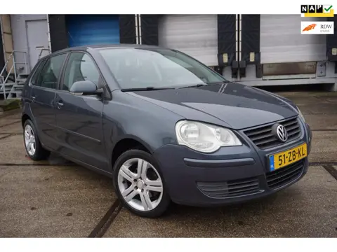 Volkswagen Polo 1.4-16V Optive