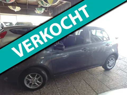 Toyota Yaris 1.0 VVTi + MET AIRCO 5 DEURS trekhaak apk 04-2027