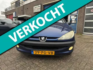 Peugeot 206 1.4 X-line AUTOMAAT AIRCO CLIMA