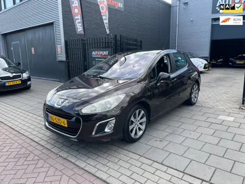 Peugeot 308 1.6 THP Allure Trekhaak Pano Airco PDC NAP APK