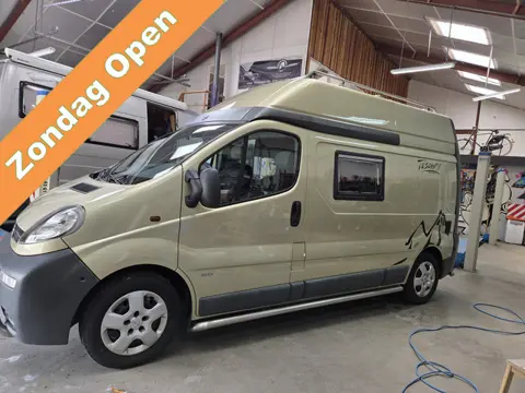 Pössl VIVARO 1.9DTI 2.9T L2H2 4 gordels Airco Buscamper Zondag op Afspraak 06 22497303