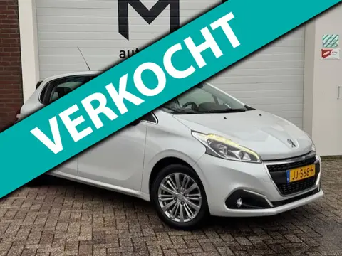 Peugeot 208 1.2 Allure - Nieuwe distributie riem - Trekhaak