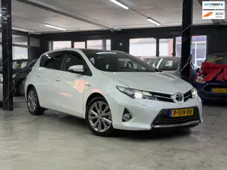 Toyota Auris 1.8 Hybrid Dynamic vol opties