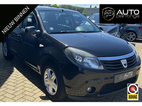 Dacia Sandero 1.2 Blackline 75PK | Trekhaak | 2e Eigenaar | NL AUTO | Airco | Volledige Onderhoudshi