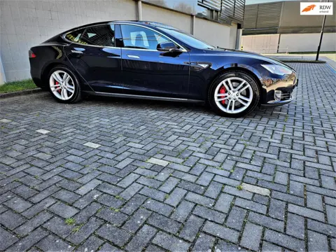 Tesla MODEL S 85D Performance*€ 19.750 NETTO*700PK AUTOPILOT/PANODAK/LUCHTVERING