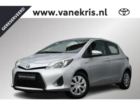 Toyota Yaris 1.5 Hybrid Aspiration, Cruise control, Climate control, Bluetooth.