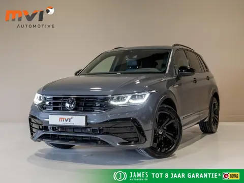 Volkswagen Tiguan 1.5 TSI 2x R-Line Blackstyle / 150pk / Panorama dak / Stoel en stuurverwarming / H