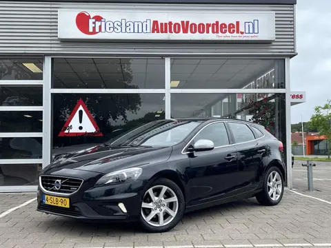 Volvo V40 1.6 T3 R-Design /Volleder/Cruise/Clima/Pano/Camera/APK 06-2027/