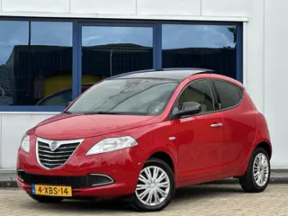 Lancia Ypsilon 0.9 TwinAir Gold l Panoramadak l Automatisch inparkeren l Cruise l