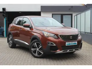 Peugeot 3008 1.2 PureTech Première Nieuwe distributieriem! Trekhaak.