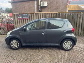 Toyota Aygo 1.0-12V
