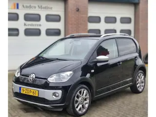 Volkswagen up! 1.0 CROSS UP BlueM (bj 2015)