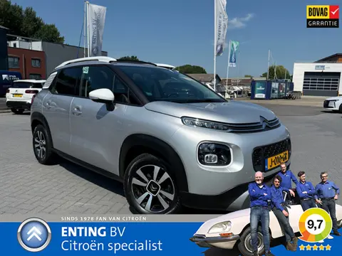 Citroen C3 Aircross 1.2 PT 110PK S&S SHINE SCHUIFDAK HIFI NIEUWE DISTRIBUTIERIEM TREKHAAK