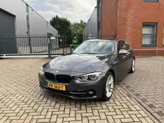 BMW 3-serie 330e High Executive