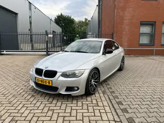 BMW 3-serie Coupé 320i Automaat