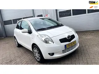 Toyota Yaris 1.3 VVTi Sol 2008-Leder-Airco-Velgen-New APK