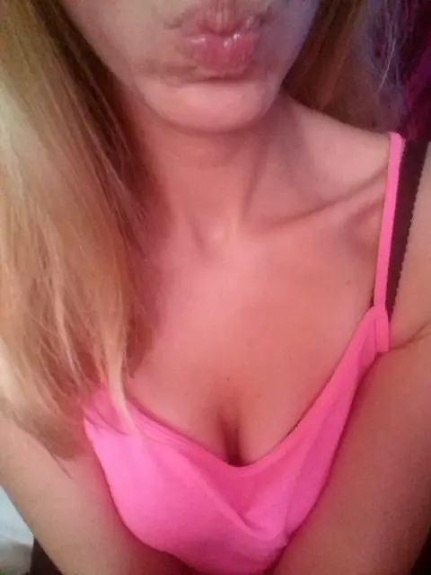 1 op 1 webcammen Rotterdam? Camgirl Sharon, 32 jaar!