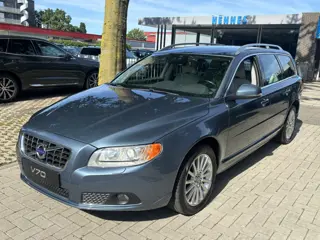 Volvo V70 2.5T 231pk Summum Family Model 12 (bj 2011)