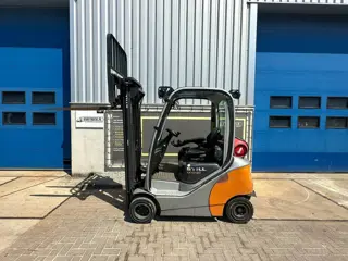 VS-22934 LPG Triplex heftruck Still RX70-20T