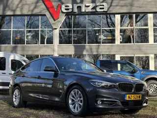 BMW 3-serie Gran Turismo 320i Luxury Line NL-AUTO / PANO / ADEPTIVE / NAVI / CAMERA