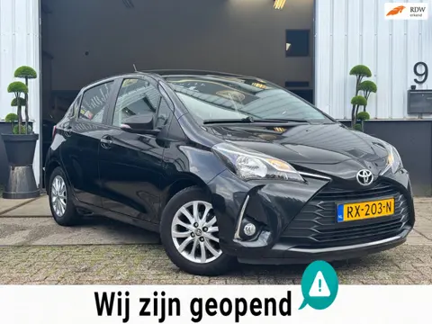 Toyota Yaris 1.0 | DEALER ONDERHOUDEN | AIRCO | ELEK. RAMEN | 2017 | 5DRS | NETTE AUTO | VVT-i Aspir
