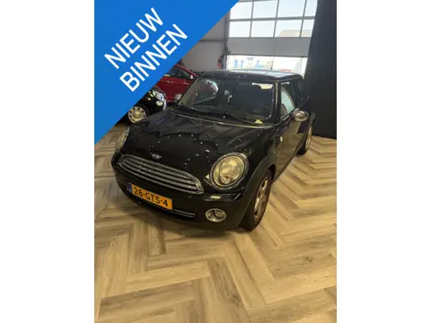 MINI 3-Deurs 1.6 Cooper Chili