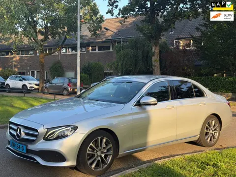 Mercedes-Benz E-klasse 220 d RIJDGOED/WIDESCREEN/AUTOMAAT/