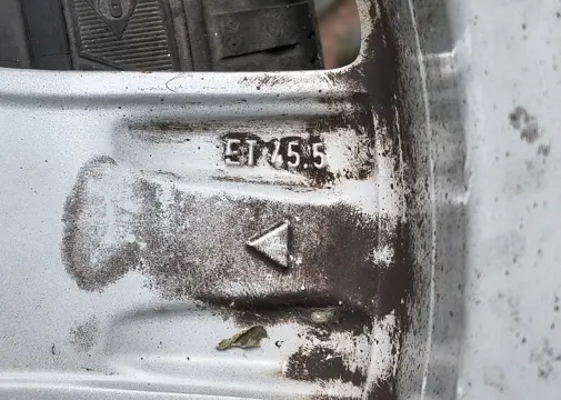 4 nette Mercedes velgen met goede banden 225/55 R166