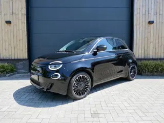 Fiat 500 La Prima 42 kWh *leder *Carplay *Luxste uitvoering