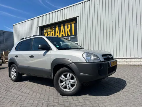 Hyundai Tucson 2.0i Active | AIRCO | NAP | TREKHAAK |