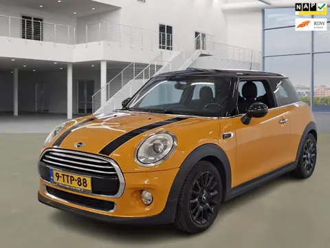 Mini 3-Deurs 1.5 Cooper|XENON|LED|NAVI|CRUISE|ORIGINEEL NL MET NAP|2XSLEUTELS