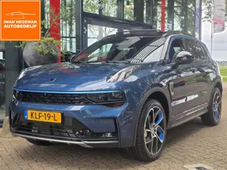 Lynk & Co 01 | Panoramadak | Stuurverwarming | Stoelverwarming | PDC + Camera | Navigatie | Apple Ca