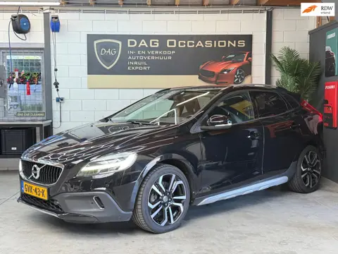 Volvo V40 CROSS COUNTRY 1.5 T3 Summum AUTOMAAT|PANO|LEER|PDC|CRUISE