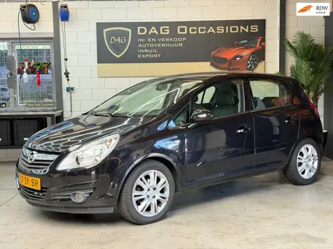 Opel Corsa 1.4-16V Cosmo CRUISE|HALF LEER|TREKHAAK|ELEK RAAM