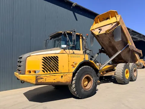 Volvo A25E (bj 2008)