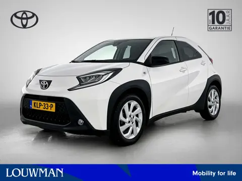 Toyota Aygo X 1.0 VVT-i S-CVT first | BTW voertuig | LED verlichting | Stoelverwarming | Apple CarPl
